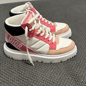 Dior Women's Pink, White, and Black Sneakers